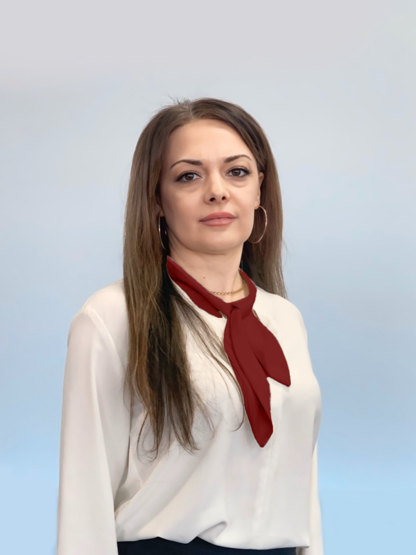 Софиева Анжела Робиковна.