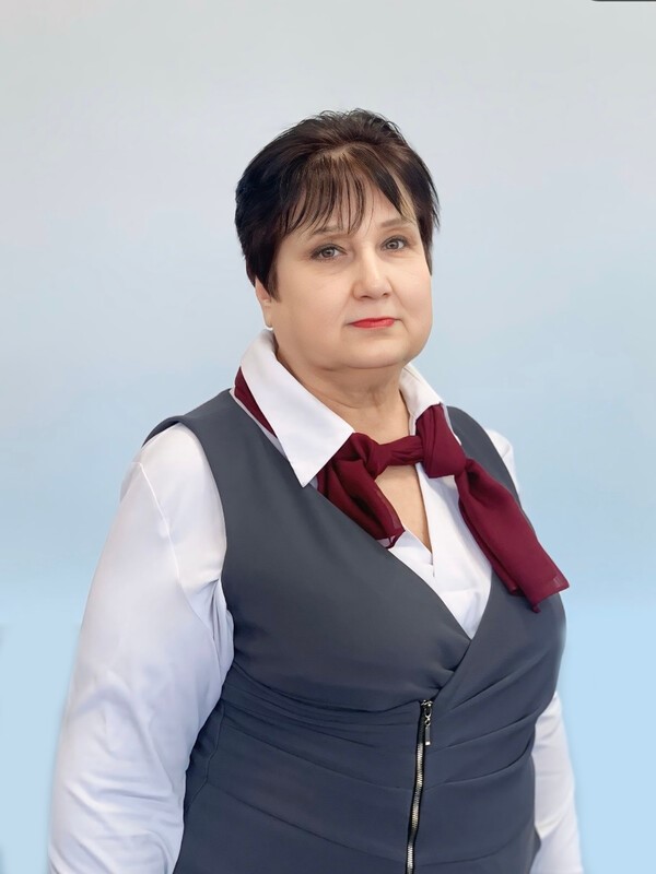Евдокимова Елена Ильинична.
